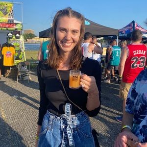 Meet your Posher, Carly